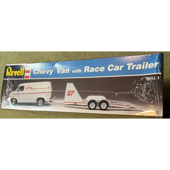New! 1996 Revell 7250 1/24 Scale Chevy Van w/ Race Car Trailer Plastic Model Kit - Picture 4 of 5